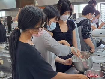 銀白色調慢活提案課程2
